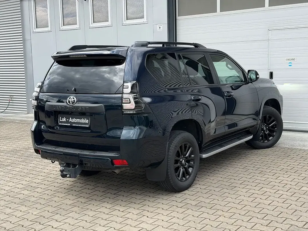 Toyota Land Cruiser Edition - Thumbnail 3