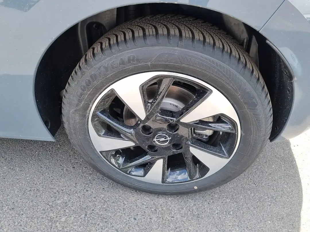 Opel Corsa Edition - Thumbnail 5
