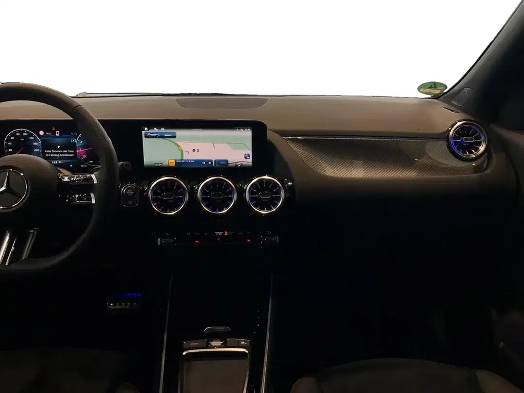 Mercedes-Benz GLA 180 AMG MBUX Night - foto 14