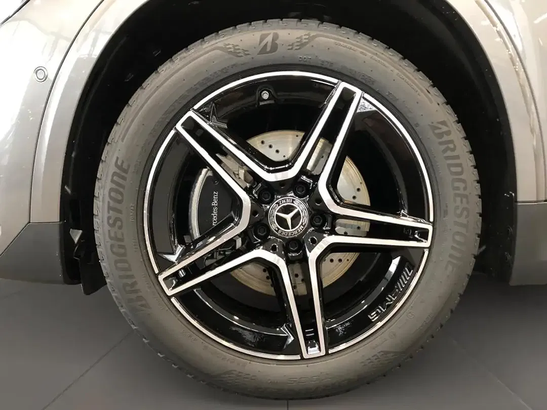 Mercedes-Benz GLA 180 AMG MBUX Night - Thumbnail 8