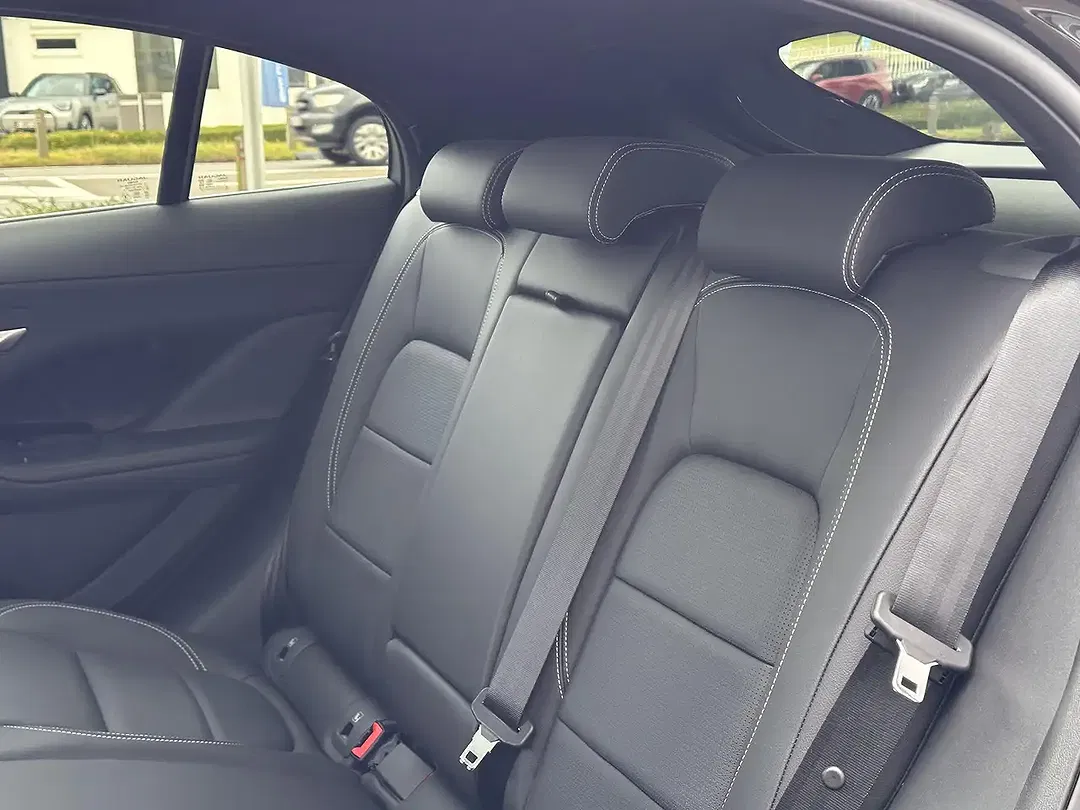 Jaguar I-Pace EV400 4x4 SE - Thumbnail 12