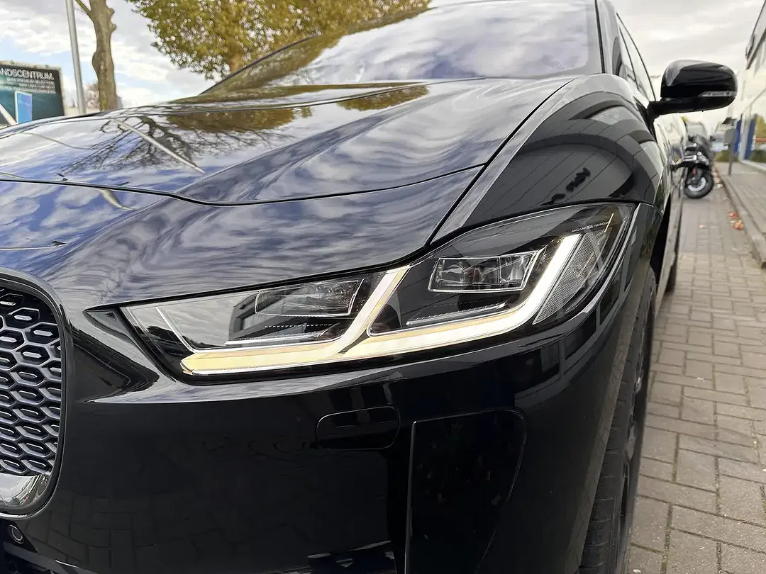 Jaguar I-Pace EV400 4x4 SE - Thumbnail 8