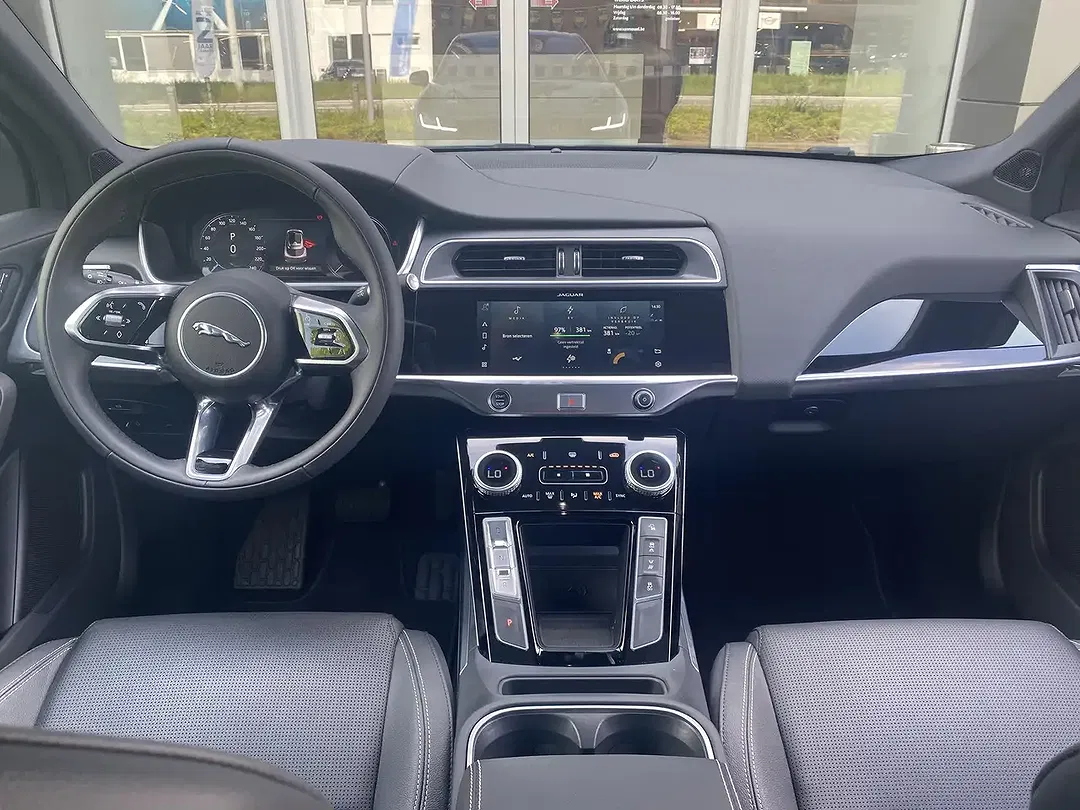 Jaguar I-Pace EV400 4x4 SE - Thumbnail 9