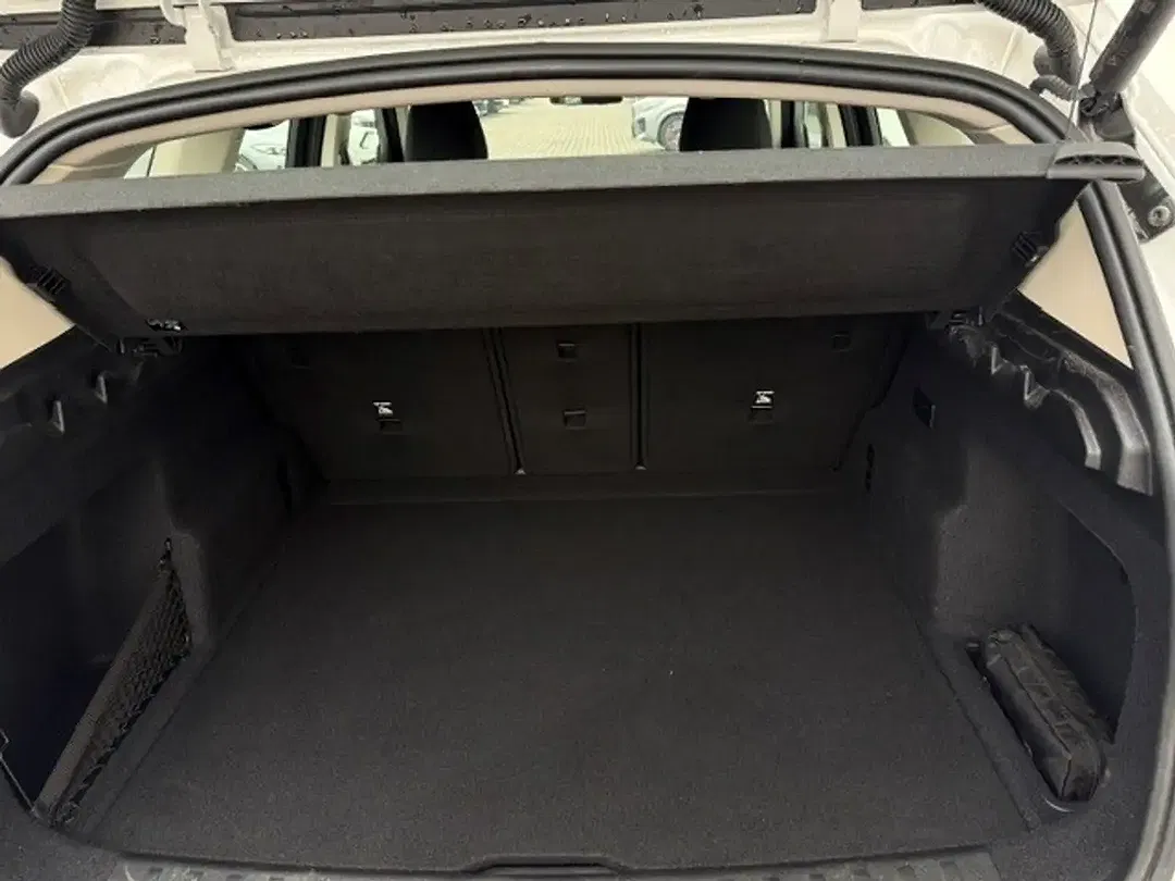BMW iX1 xDrive - foto 8