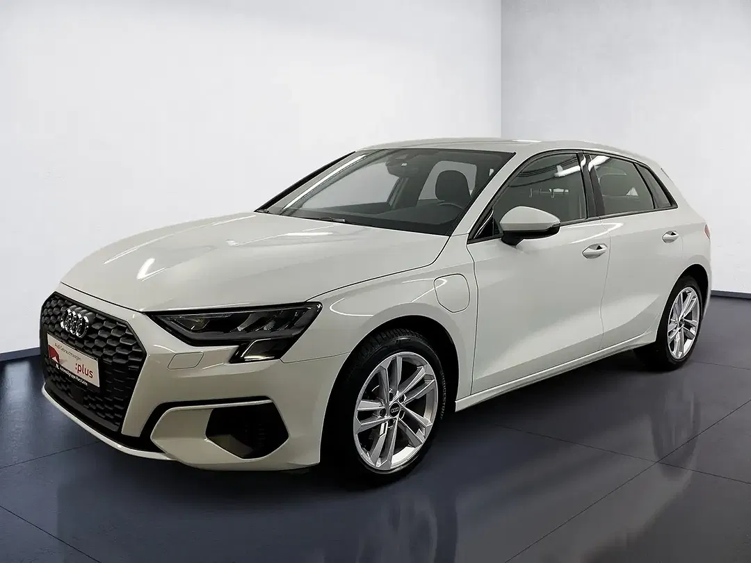 Audi A3 40 TFSI e Sportback - Thumbnail 1