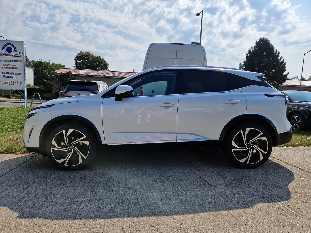 Nissan Qashqai 1.3 DIG-T MHEV Xtronic Tekna+ - Thumbnail 5