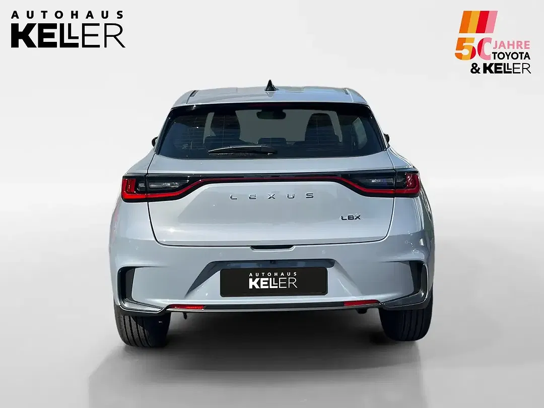 Lexus LBX AUT - Thumbnail 4