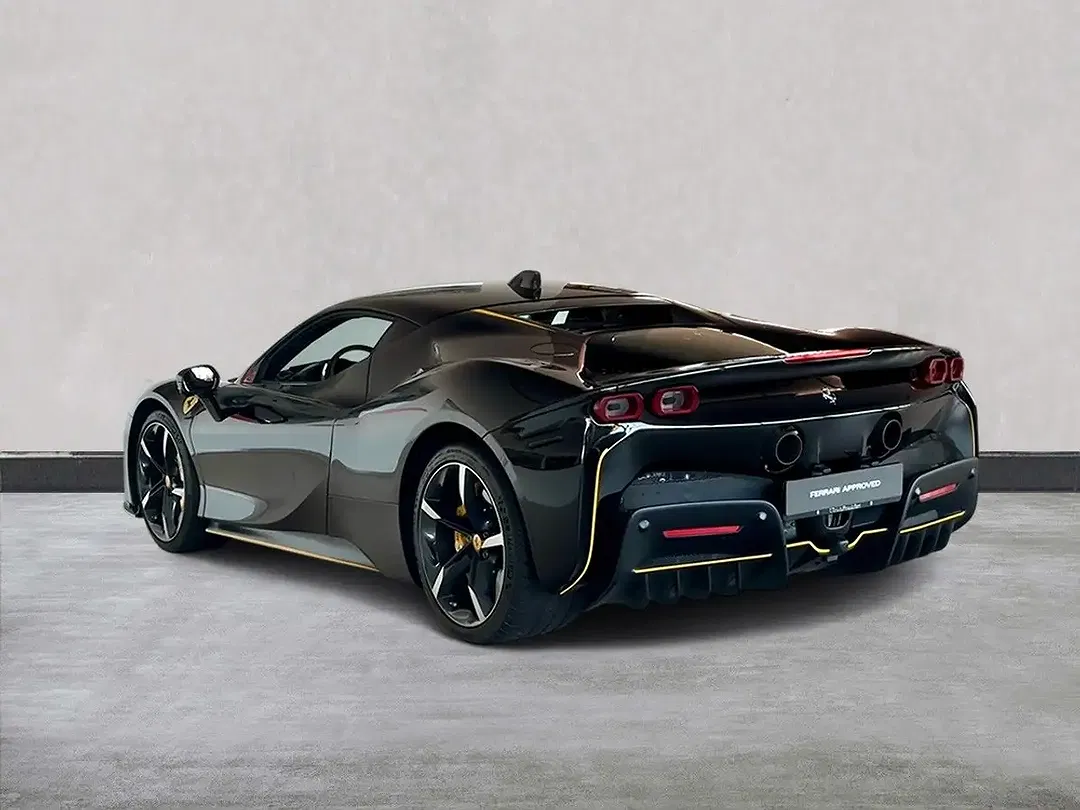 Ferrari SF90 Stradale - Thumbnail 8