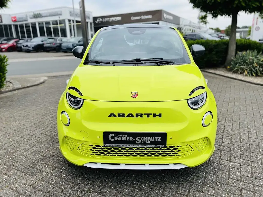 Abarth 500e Turismo - foto 2