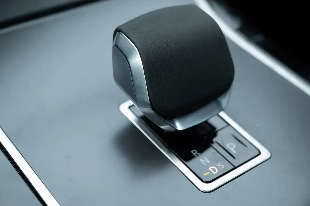 Land Rover Range Rover Velar D300 4x4 Dynamic HSE - Thumbnail 22
