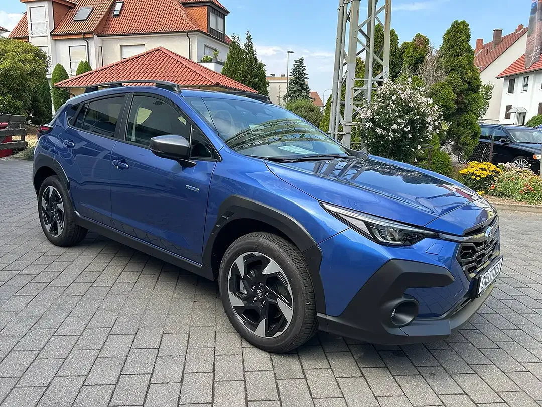 Subaru Crosstrek Active - Thumbnail 4