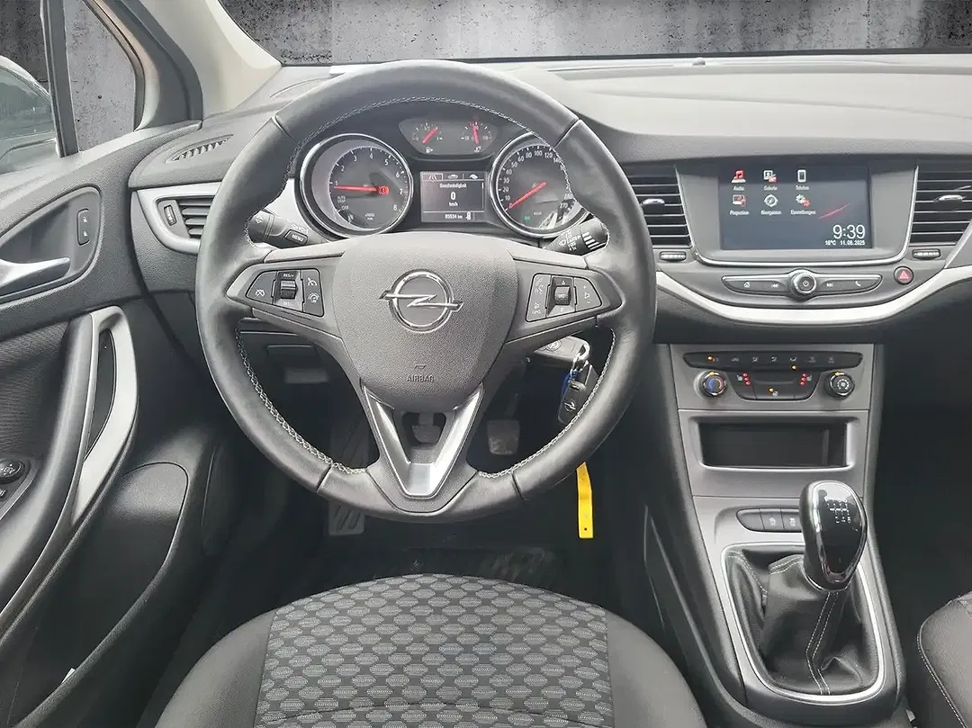 Opel Astra - Thumbnail 11
