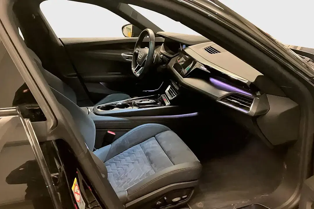 Audi RS e-tron GT Matrix LED - Thumbnail 4