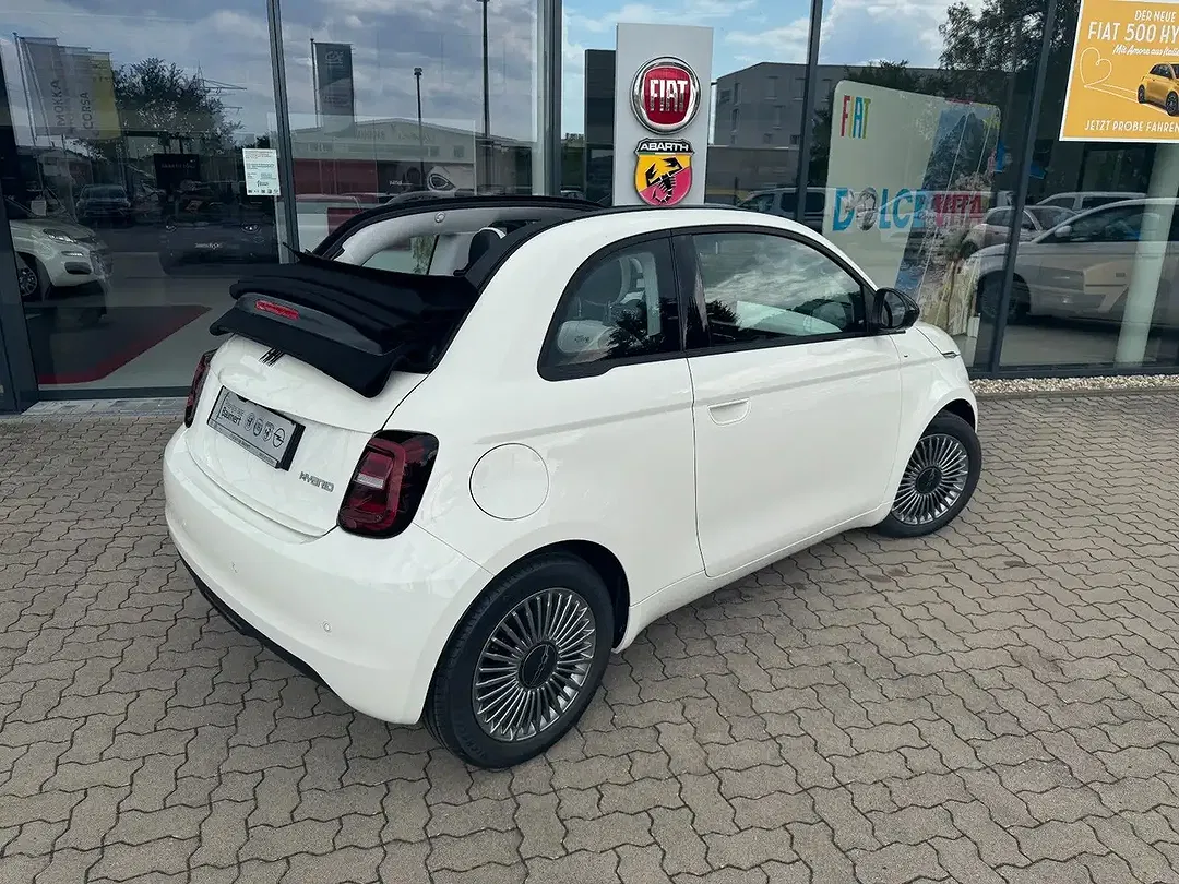 Fiat 500C 1.0 Hybrid Icon - Thumbnail 4