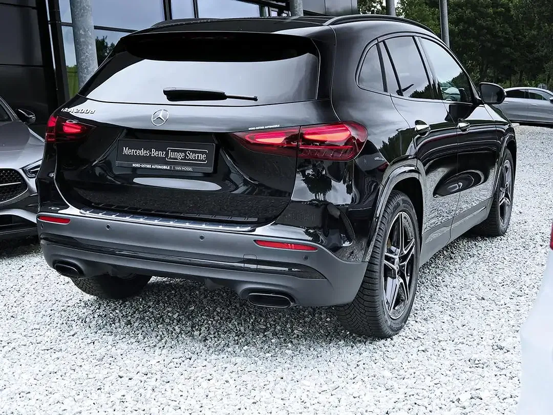 Mercedes-Benz GLA 200 AMG - Thumbnail 6