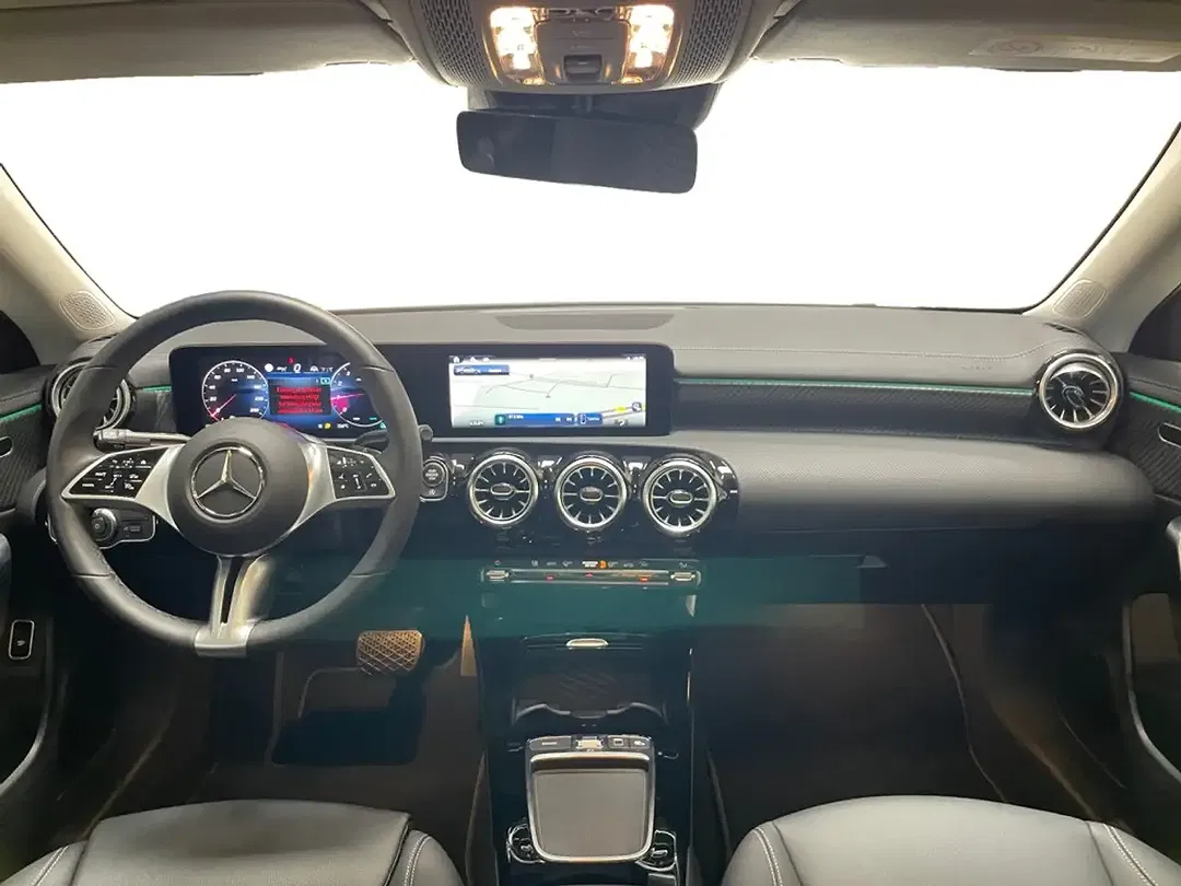 Mercedes-Benz CLA 180 MBUX Progressive - Thumbnail 11