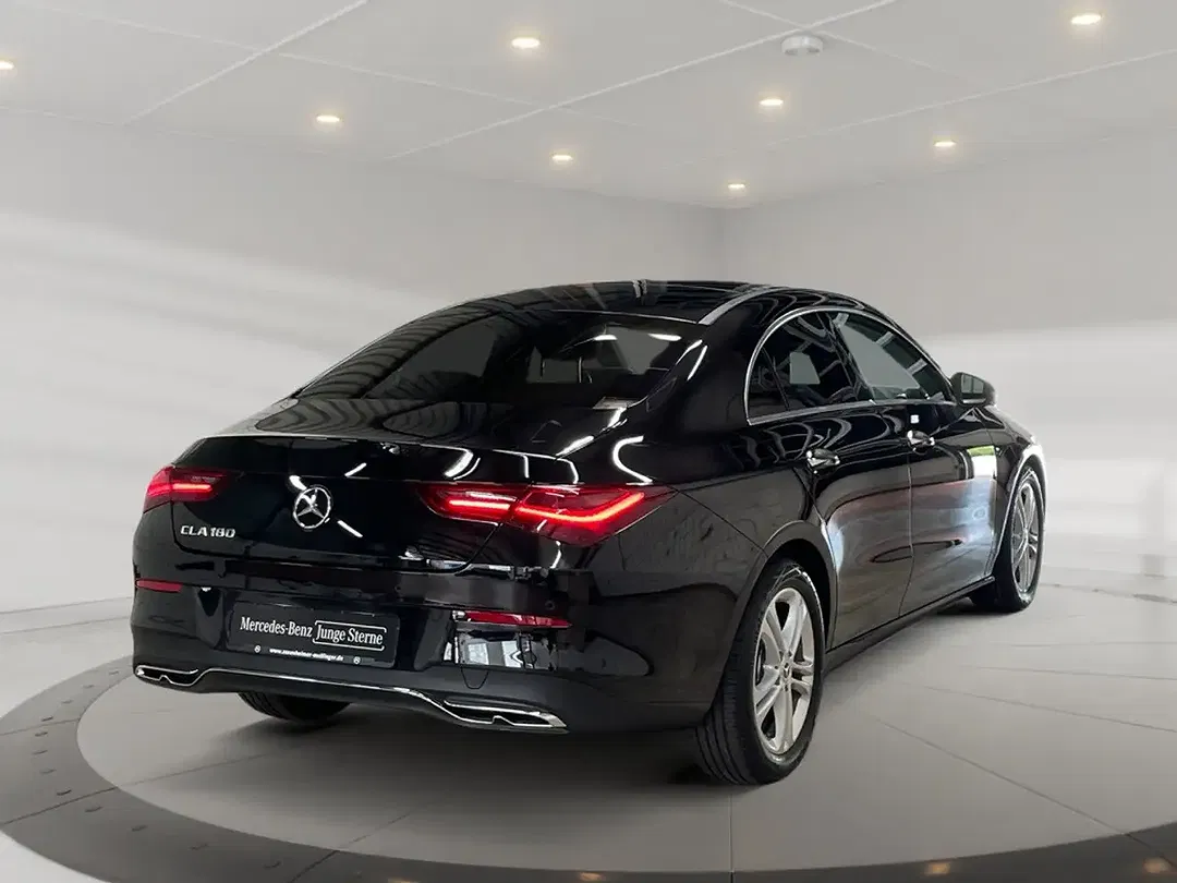 Mercedes-Benz CLA 180 MBUX Progressive - Thumbnail 3