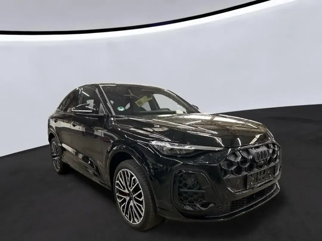 Audi Q5 quattro Sportback S line plus - Thumbnail 2