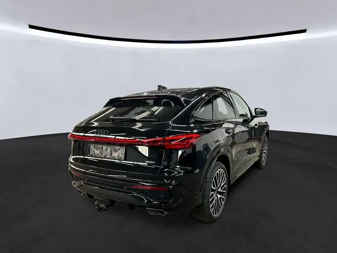 Audi Q5 quattro Sportback S line plus - Thumbnail 4