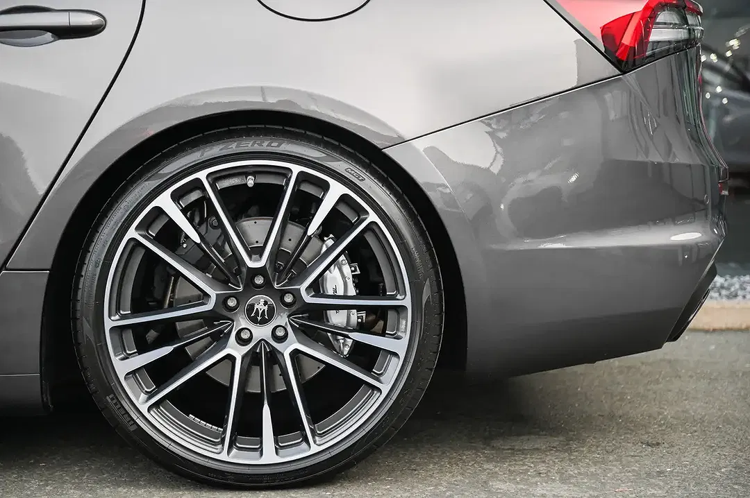 Maserati Ghibli 3.8 V8 Trofeo - Thumbnail 37