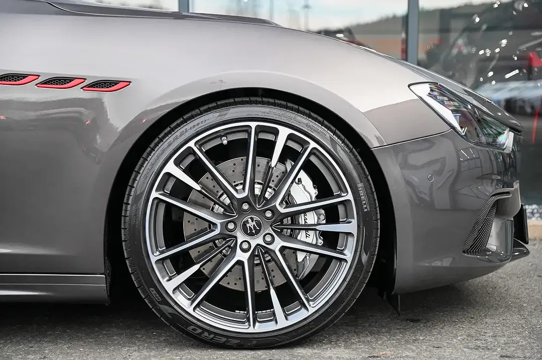 Maserati Ghibli 3.8 V8 Trofeo - foto 39