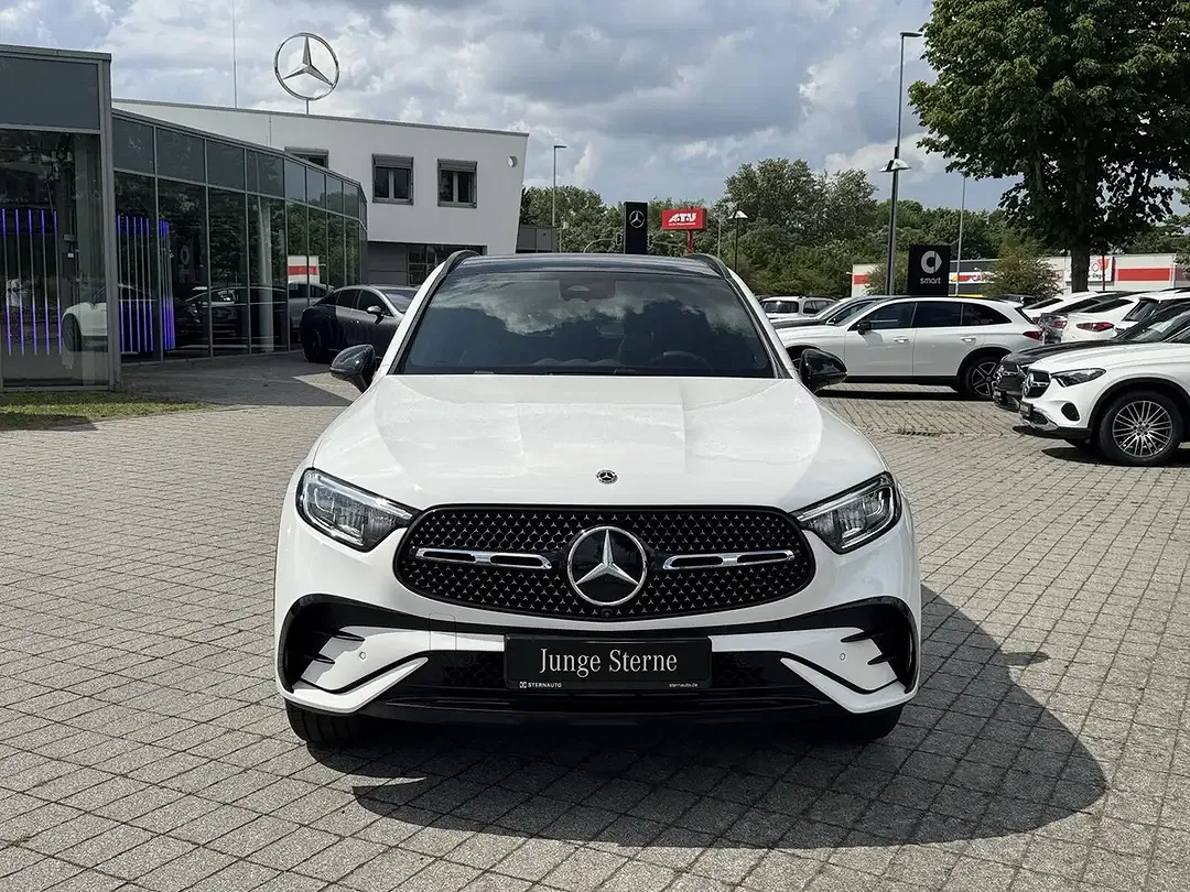 Mercedes-Benz GLC 200 AMG Line Edition - Thumbnail 1