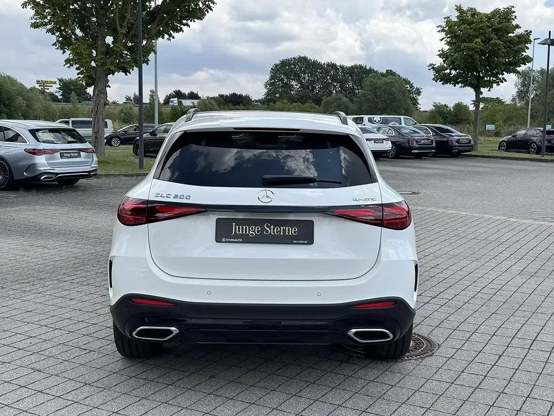 Mercedes-Benz GLC 200 AMG Line Edition - Thumbnail 4