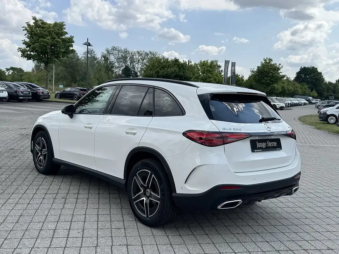 Mercedes-Benz GLC 200 AMG Line Edition - Thumbnail 5
