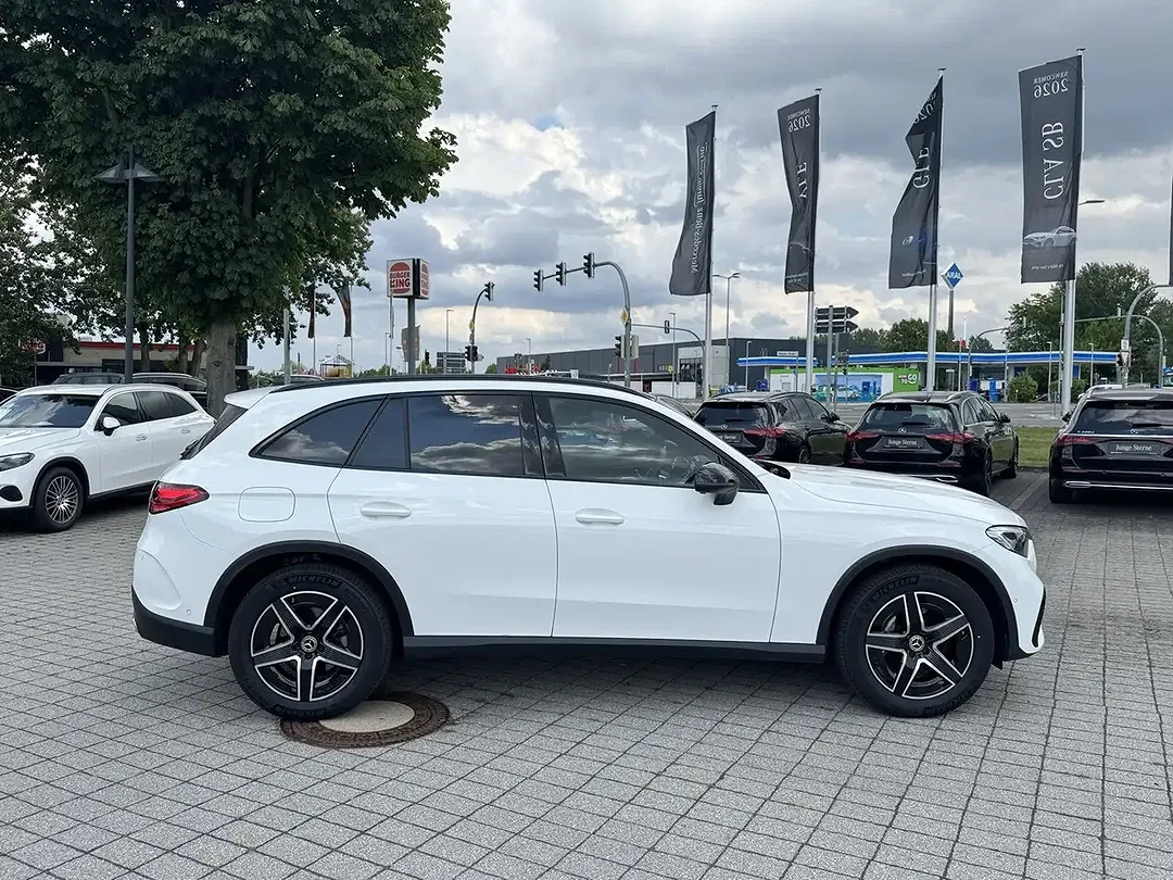Mercedes-Benz GLC 200 AMG Line Edition - Thumbnail 7