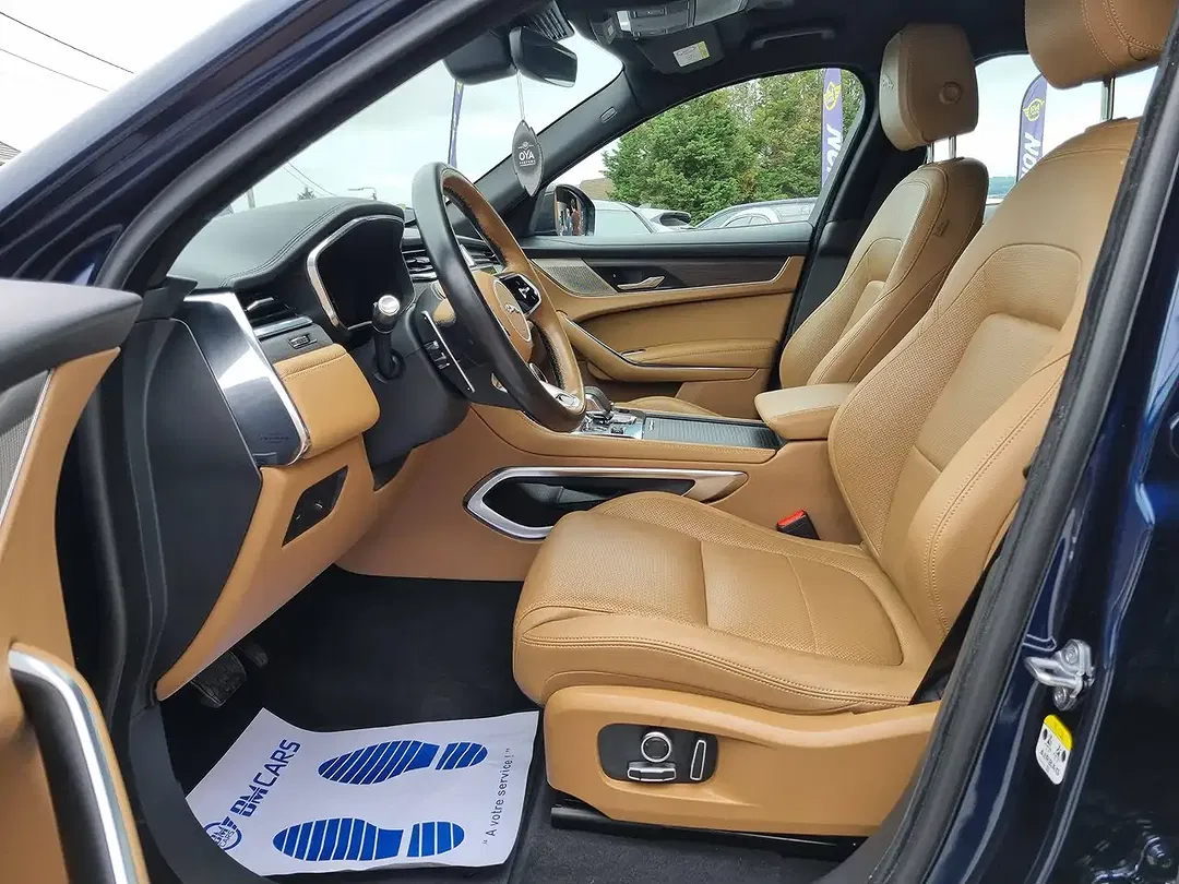 Jaguar F-Pace D165 2.0 MHEV 4x4 - Thumbnail 12
