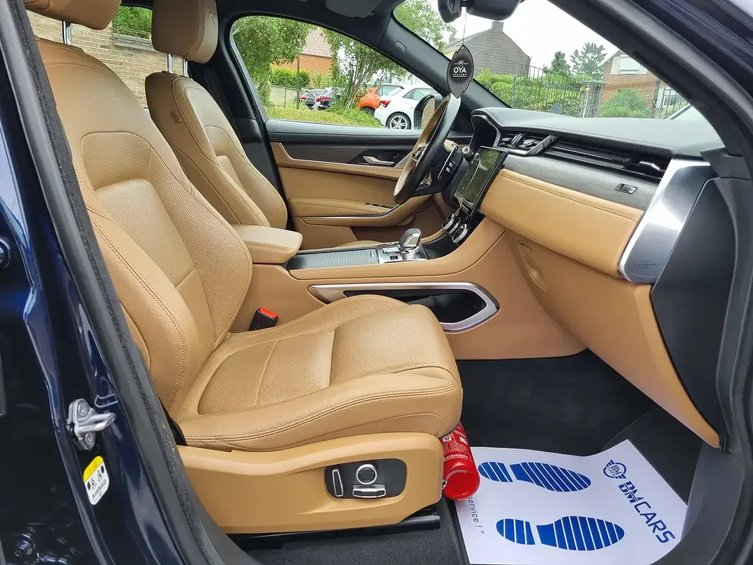 Jaguar F-Pace D165 2.0 MHEV 4x4 - Thumbnail 13