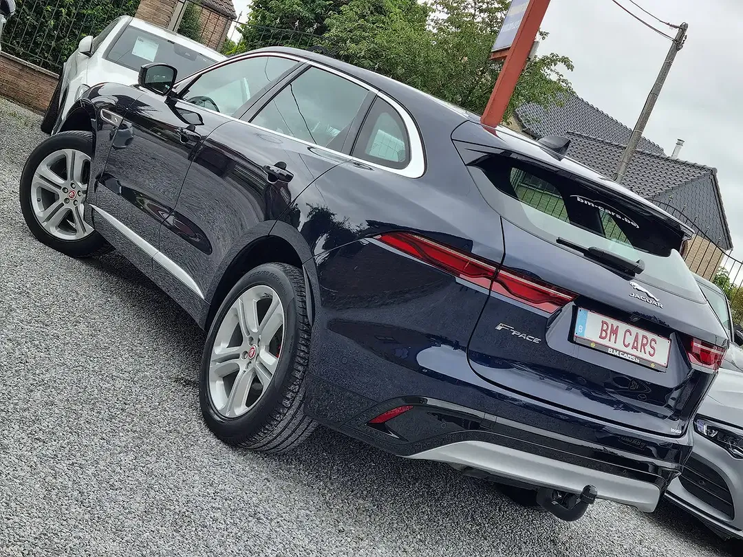 Jaguar F-Pace D165 2.0 MHEV 4x4 - Thumbnail 5