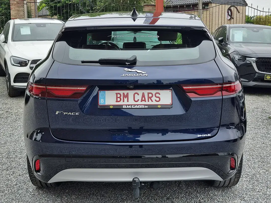 Jaguar F-Pace D165 2.0 MHEV 4x4 - Thumbnail 8