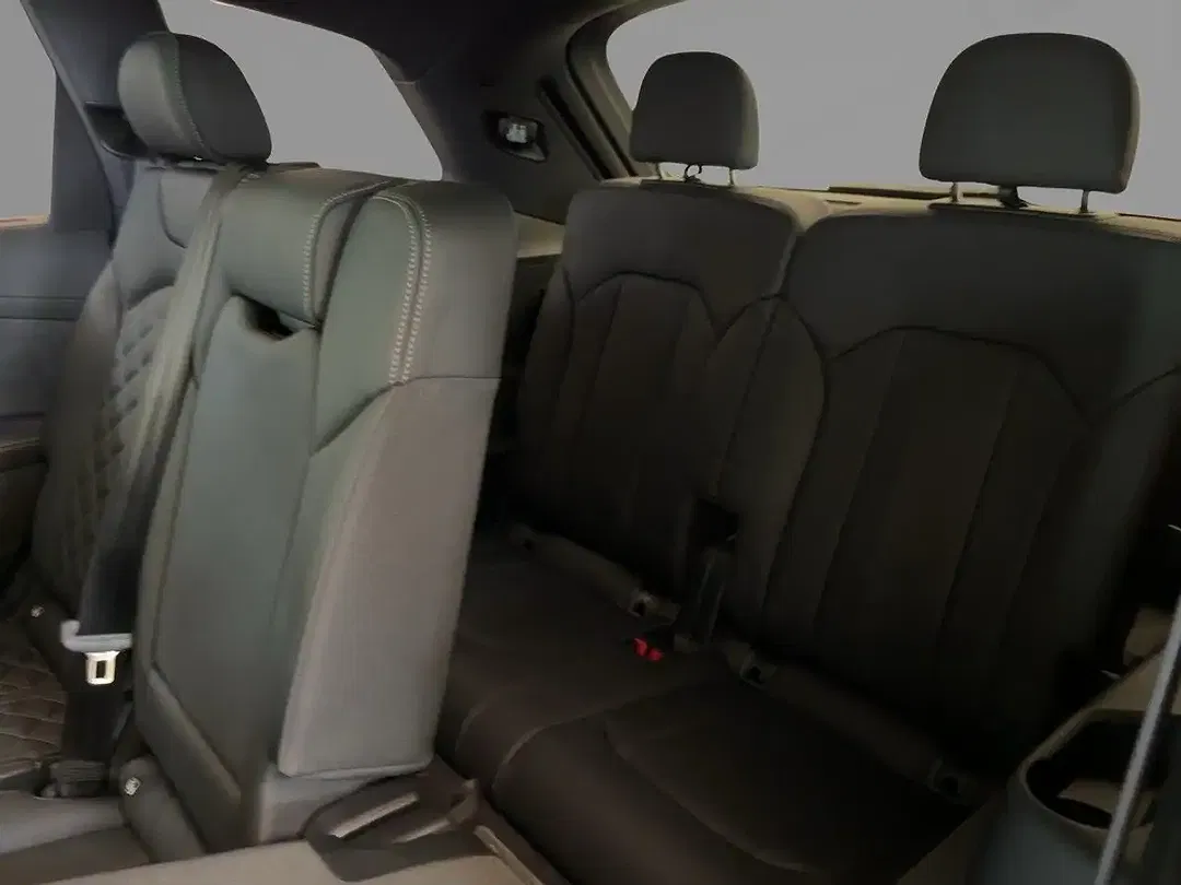 Audi Q7 TDI quattro S line - Thumbnail 9