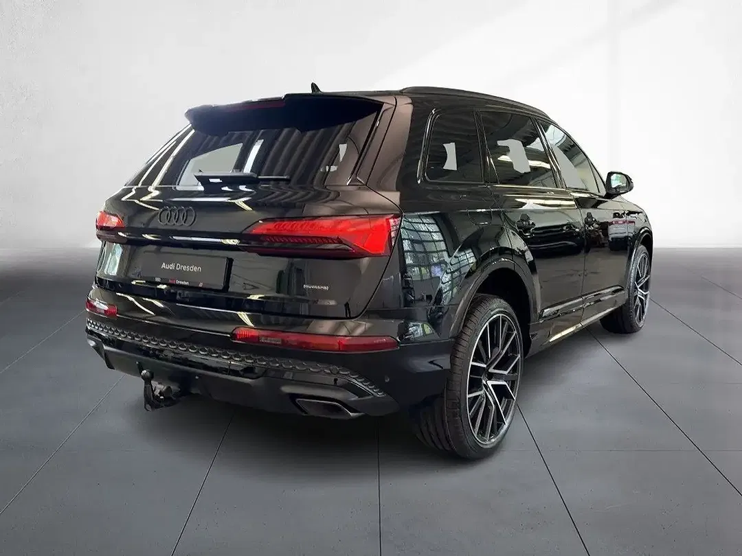 Audi Q7 TDI quattro S line - Thumbnail 3