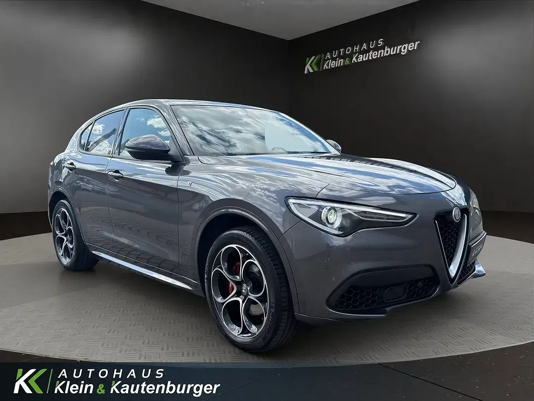 Alfa Romeo Stelvio 2.0 16V Turbo Q4 Ti - Thumbnail 3