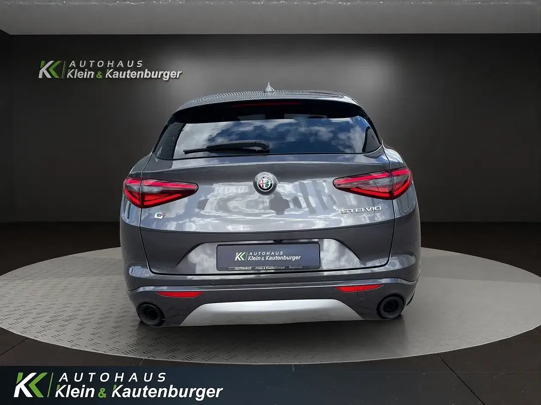 Alfa Romeo Stelvio 2.0 16V Turbo Q4 Ti - Thumbnail 6