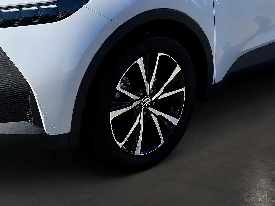 Toyota C-HR PHEV Teamplayer - Thumbnail 13