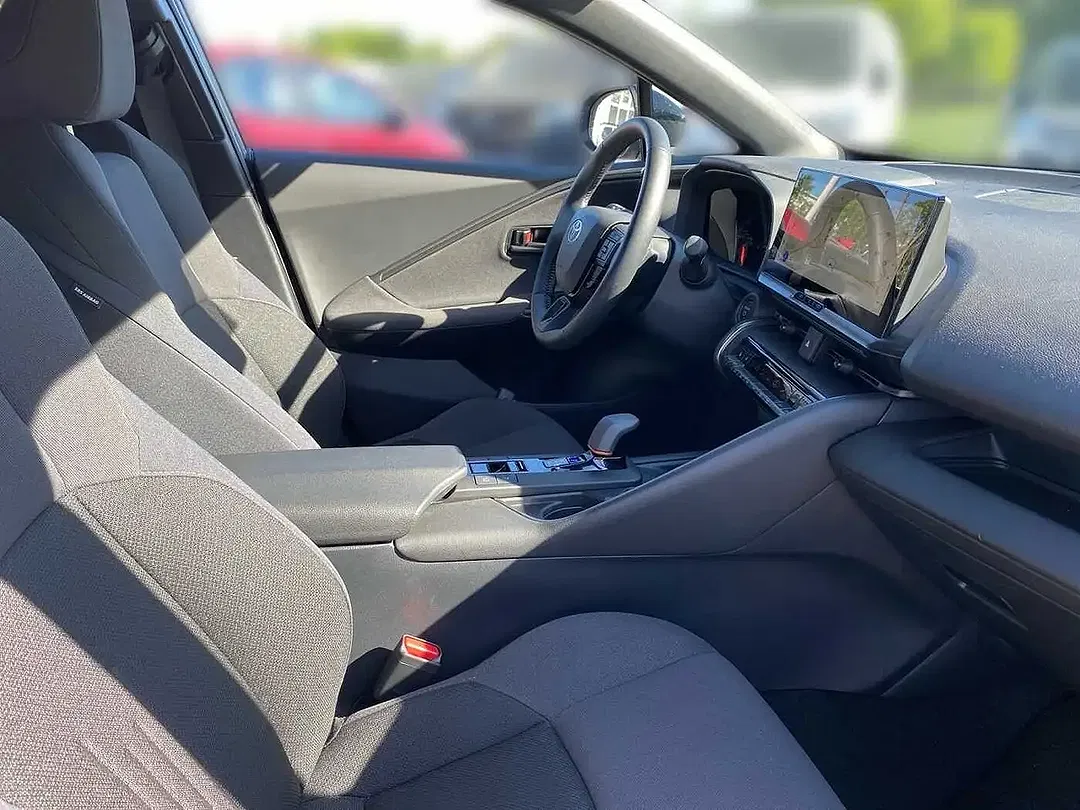 Toyota C-HR PHEV Teamplayer - Thumbnail 6