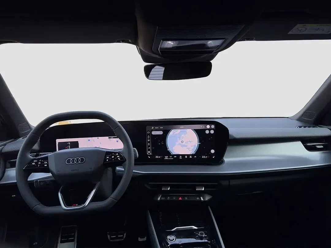 Audi Q3 S tronic - Thumbnail 14