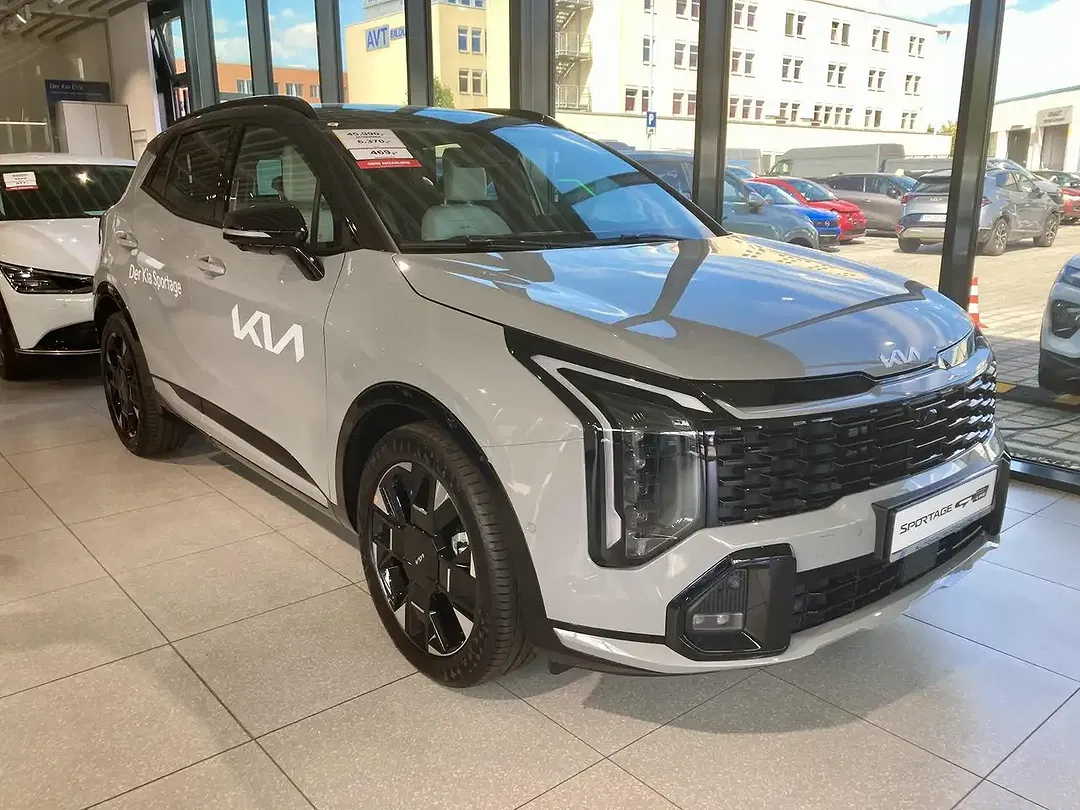 Kia Sportage 1.6 DCT AWD GT-Line - Thumbnail 3