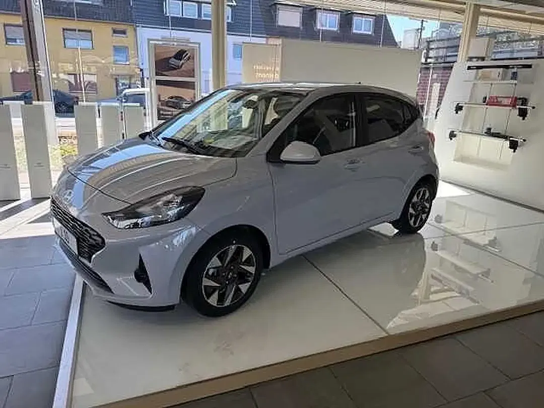 Hyundai i10 1.2 AMT Comfort Plus - Thumbnail 4