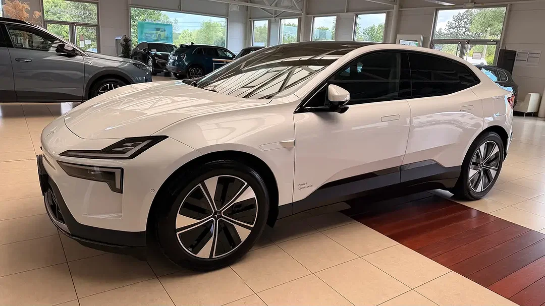 Polestar 4 100 kWh Long Range Dual Motor - Afbeelding 1