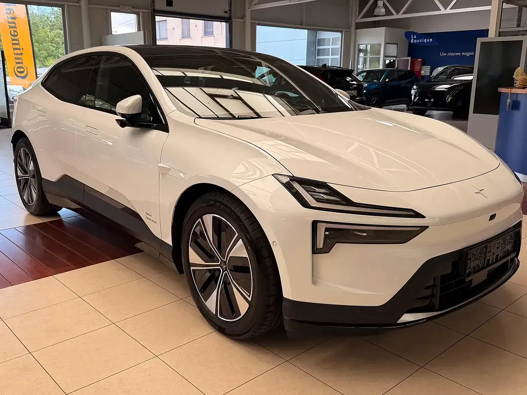 Polestar 4 100 kWh Long Range Dual Motor - Thumbnail 8