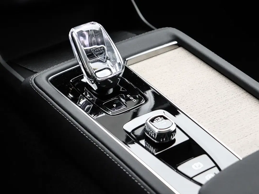 Volvo XC90 T8 PHEV Hybrid AWD Ultra Dark - Thumbnail 12