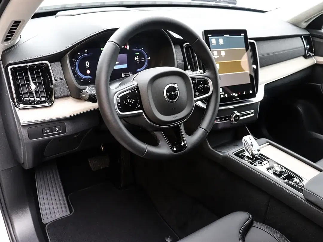 Volvo XC90 T8 PHEV Hybrid AWD Ultra Dark - Thumbnail 4