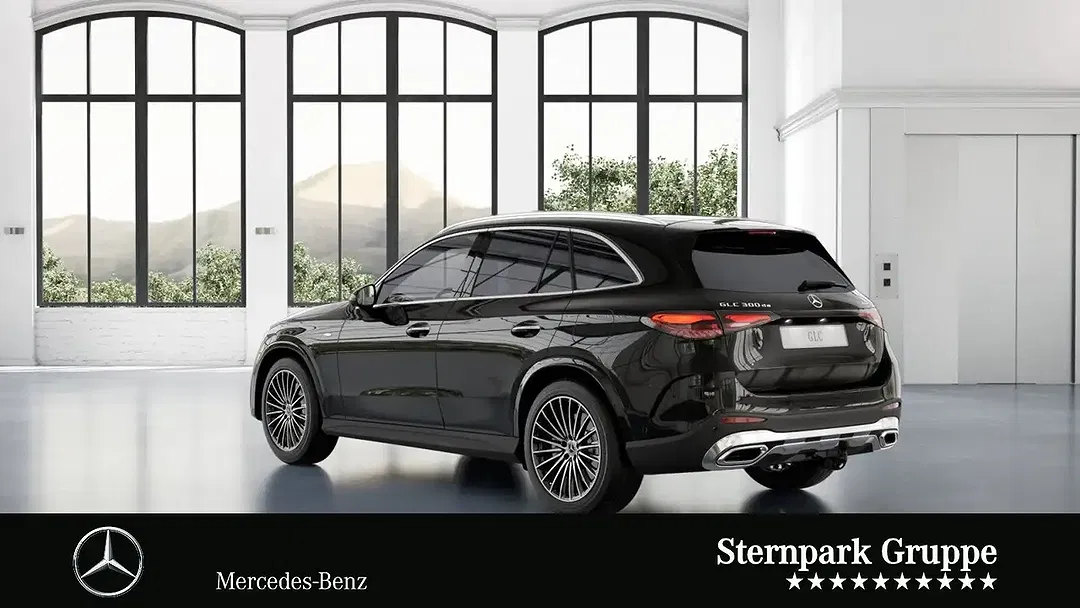 Mercedes-Benz GLC 300 4MATIC AMG Plus - Thumbnail 2
