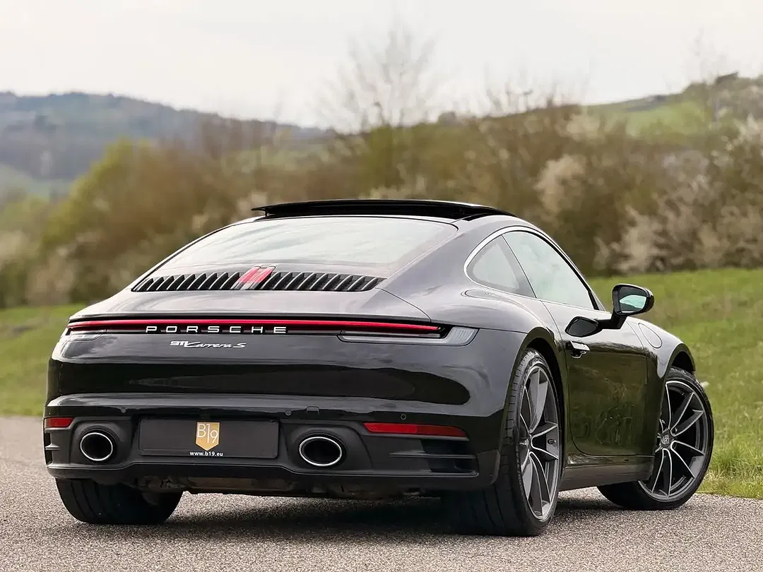 Porsche 992 Carrera S - Thumbnail 13