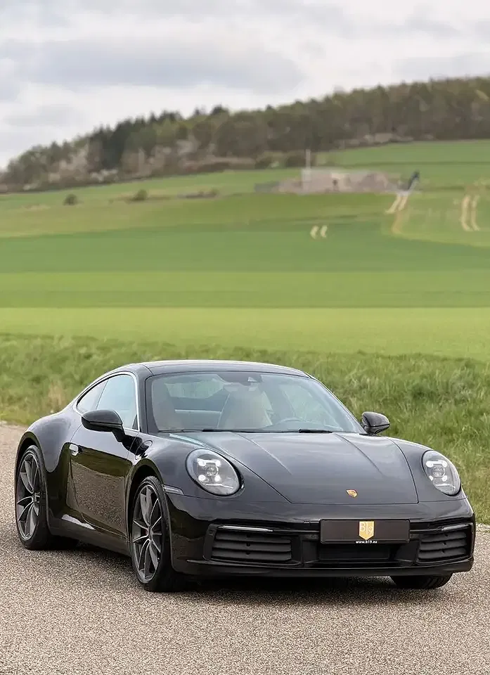 Porsche 992 Carrera S - Thumbnail 4