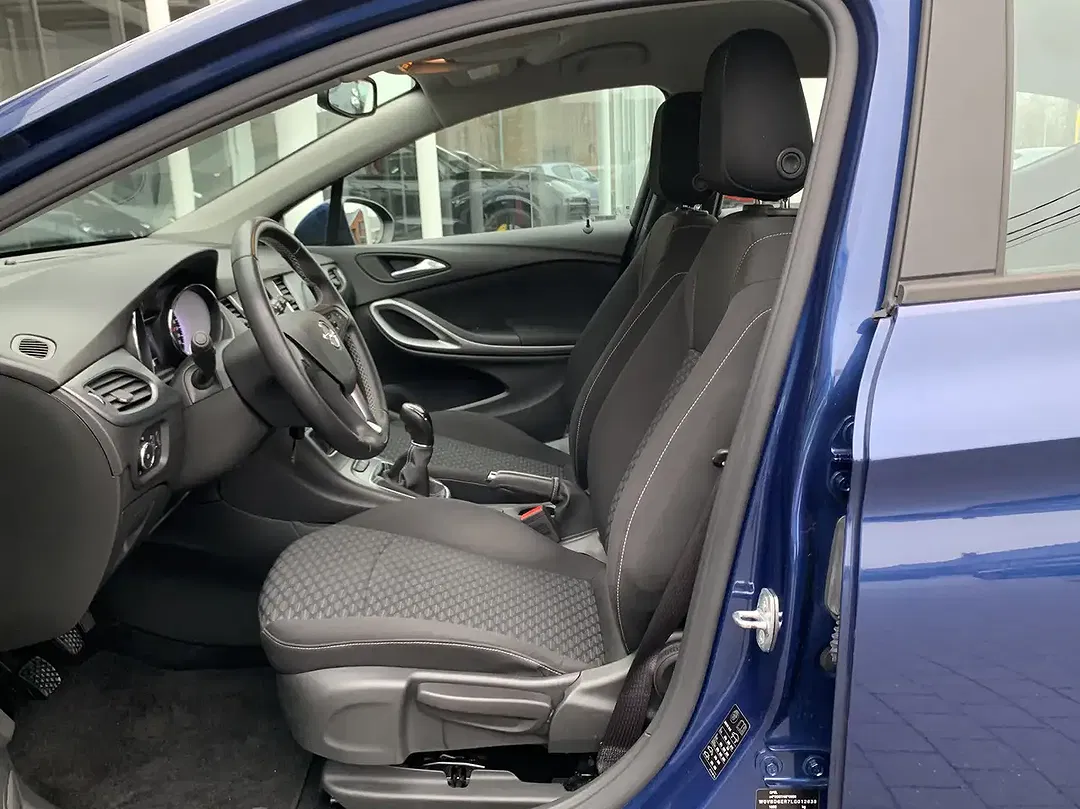 Opel Astra 1.2 Turbo - Thumbnail 11